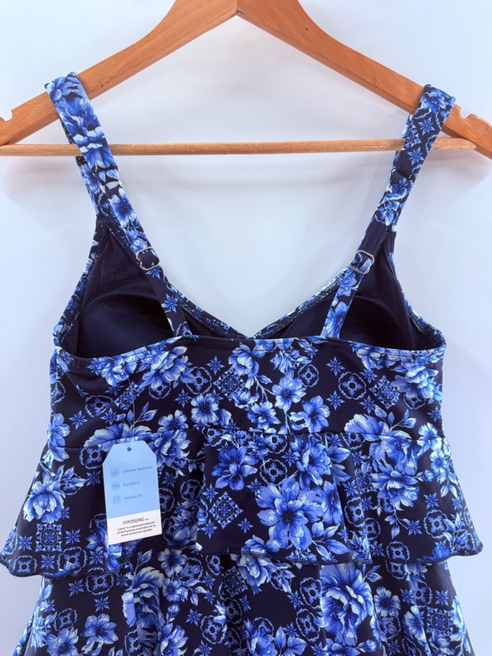 NWT Lands End Smoothing Control Ruffle Fauxkini 1 Piece Swimsuit Navy Floral 8L - Picture 9 of 15